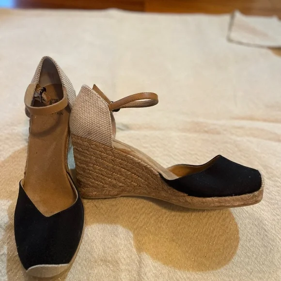 White Mountain Canvas Black/Cream Wedge Espadrilles - Picture 2 of 4